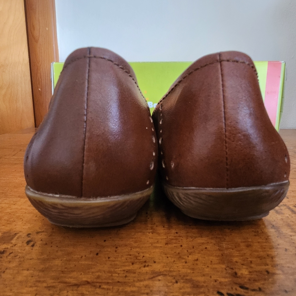 BareTraps Carla Brown Leather Flats Size 6 1/2 M - Picture 11 of 15